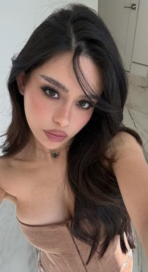 Tugba Nur İstanbul Escort Bayan